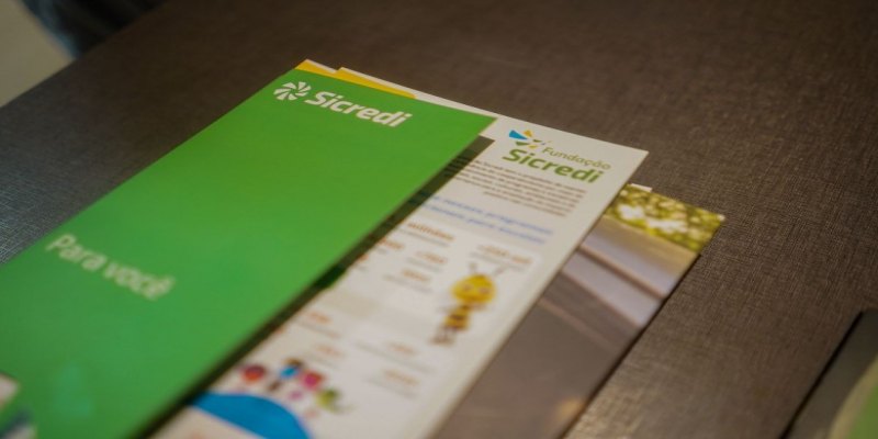 SICREDI: Oficinas sobre educação financeira sensibilizam educadores