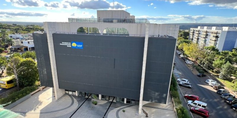 DISTRITO FEDERAL: Abertas inscrições para concurso com 1197 vagas para várias profissões