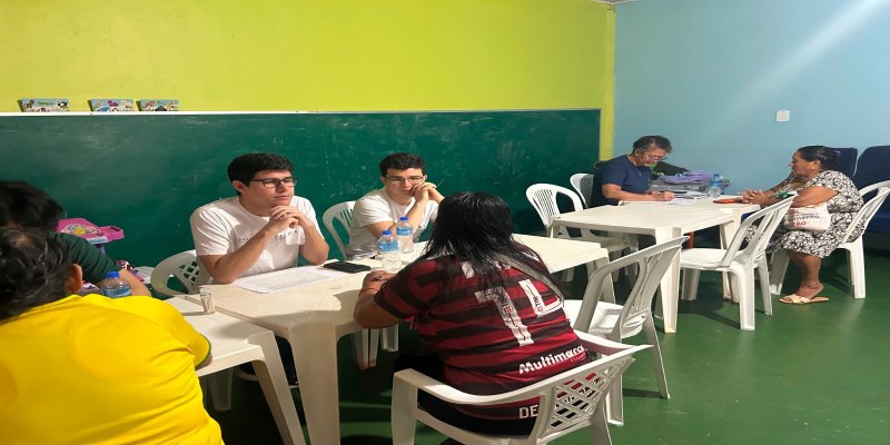 REGULARIZAÇÃO DE IMÓVEIS: Acadêmicos de Direito levam orientação fundiária a famílias em Porto Velho